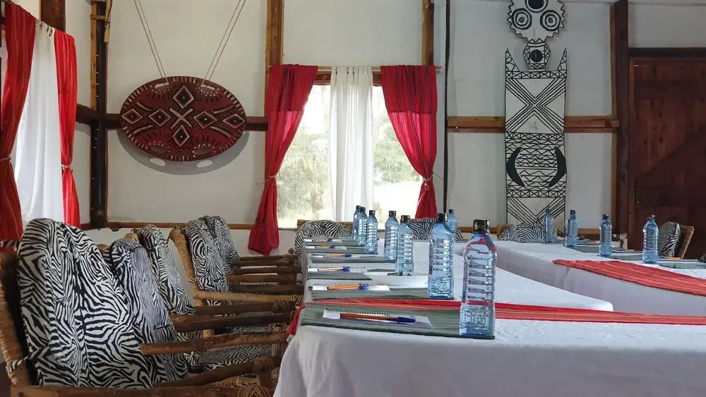 Acacia Hotel