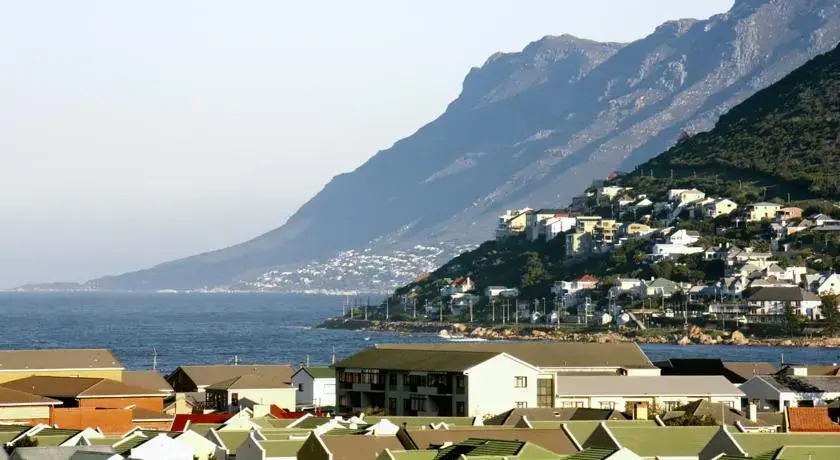 Clovelly Lodge Guest Apartments