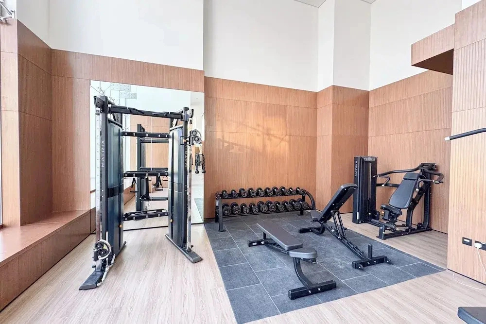 PVH - Elegant 1BR - Binghatti House