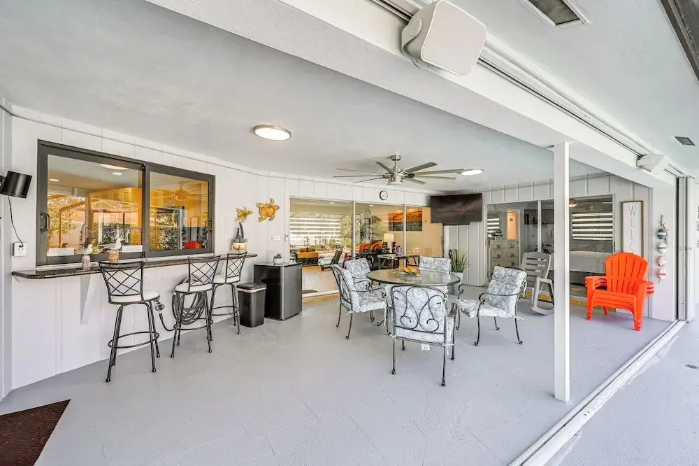 Outdoor Oasis: Marco Island Home Near Beaches