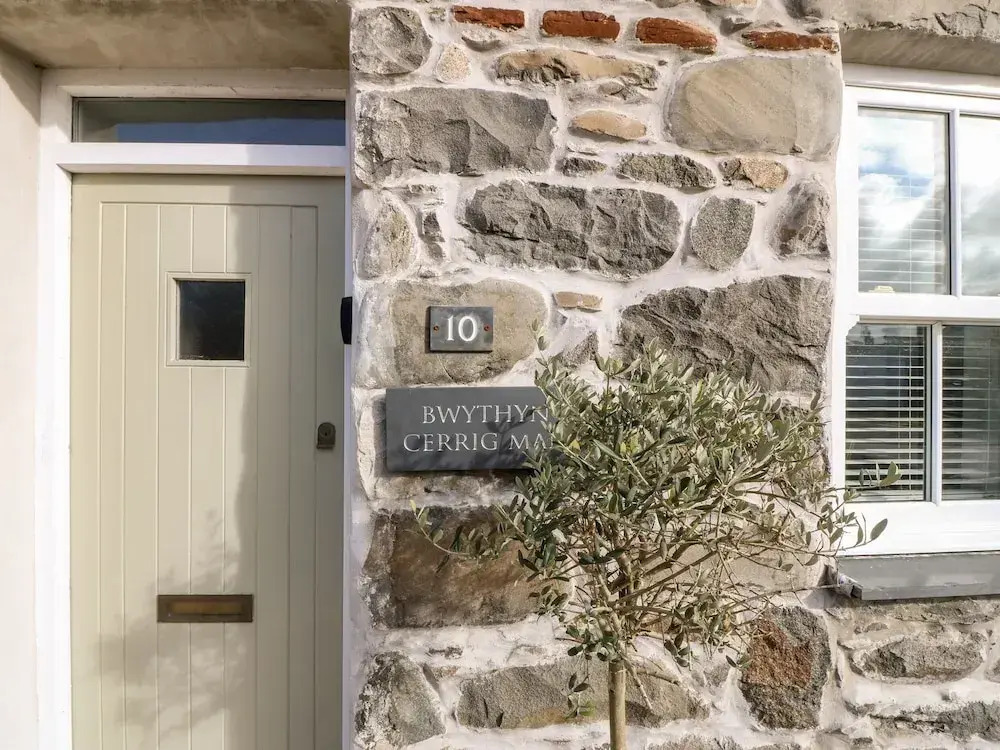 Bwthyn Cerrig Man Pebble Cottage
