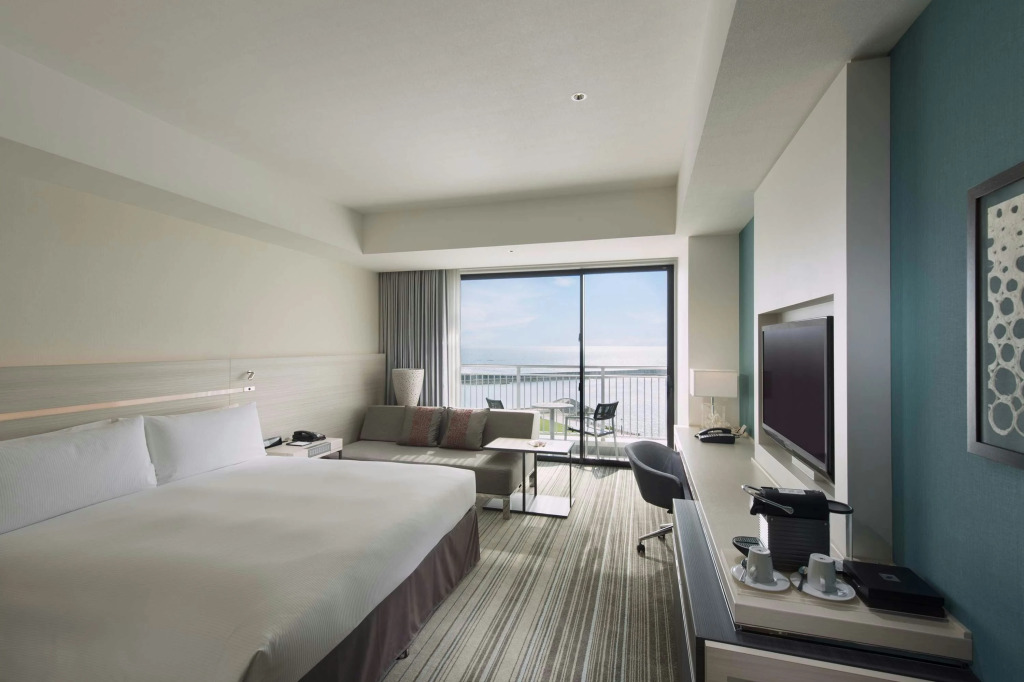 Hilton Okinawa Chatan Resort