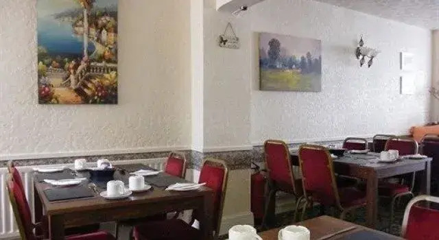 Alondra Hotel