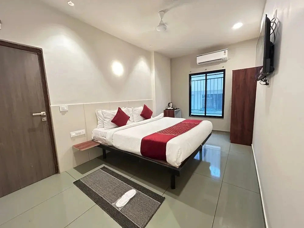 Swagstay Hotel Riviera Grand Nagpur