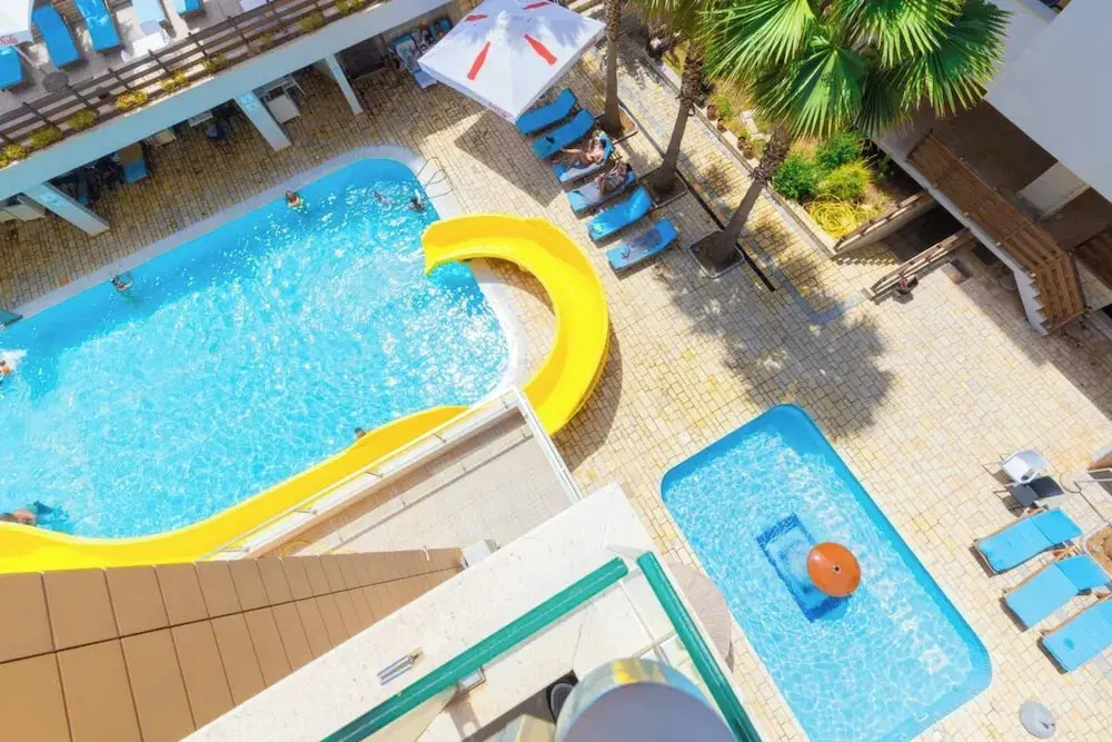 Holiday One Bedroom Sea View Apartment Vlore