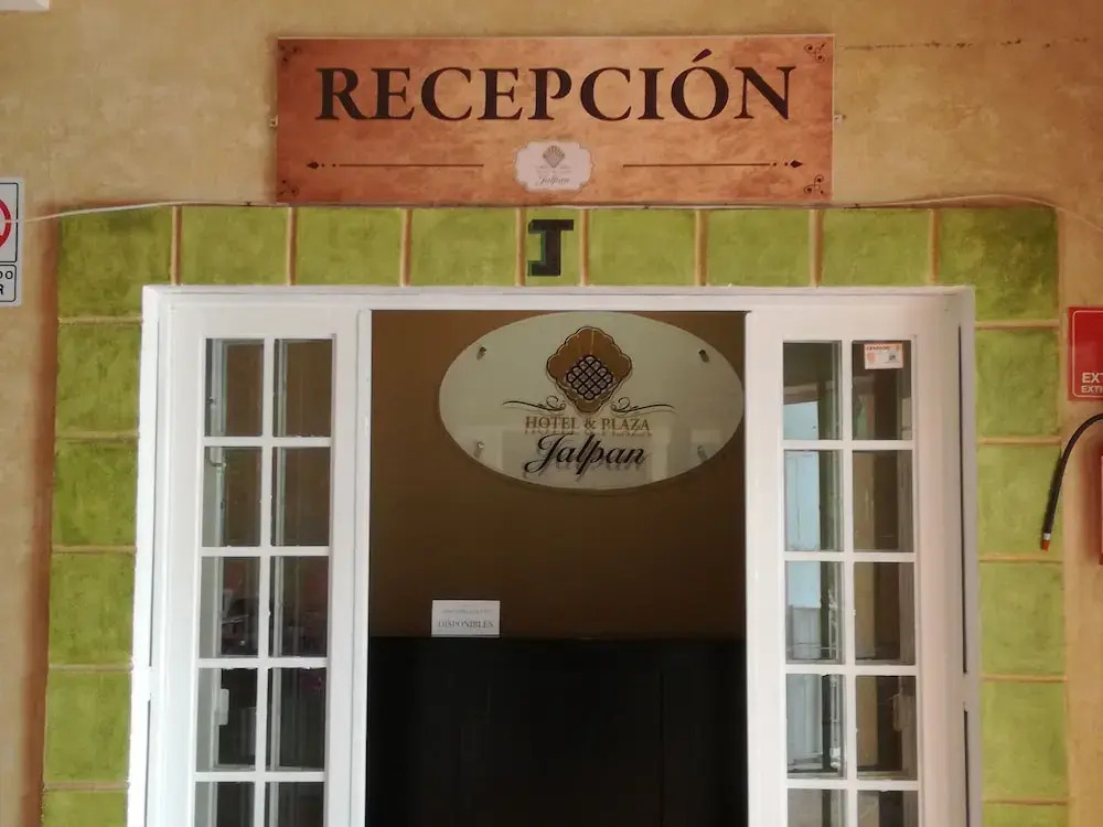 Hotel y Plaza Jalpan