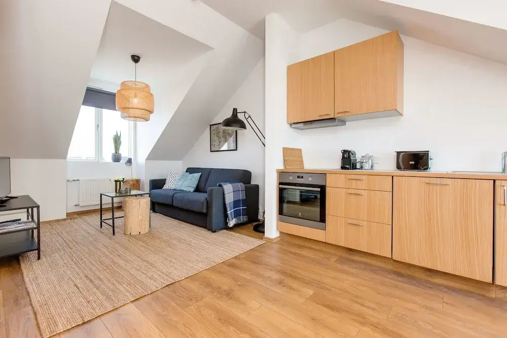 Thomsen Apartments