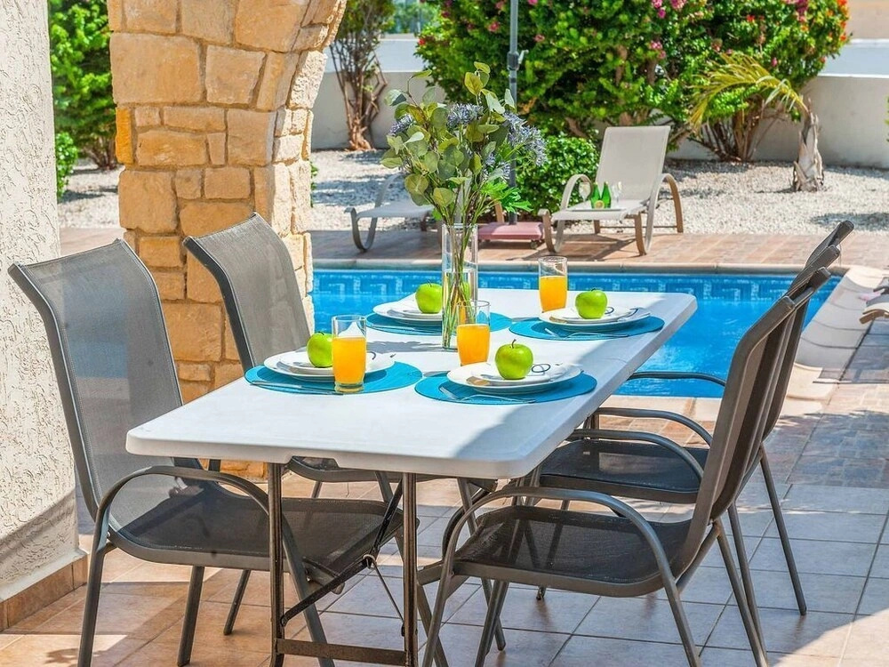Med View Villa