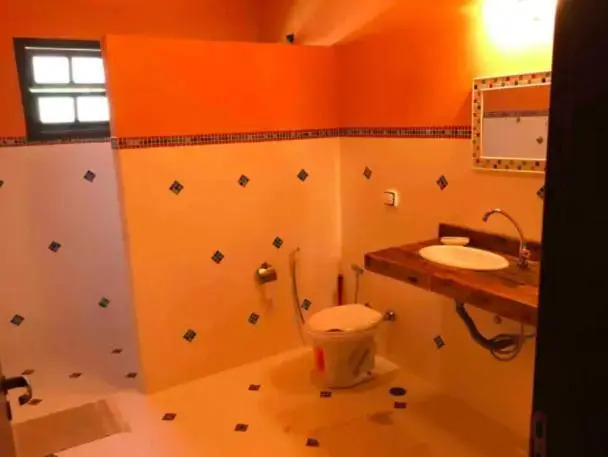 Arraiá é aqui, 65km de SP com Internet que funciona verdade 300 MB fibra com cama elástica gigante e fogueira