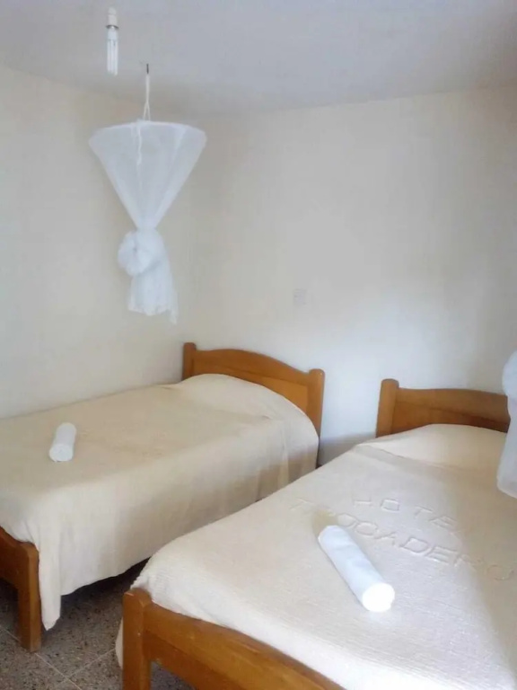 Racecourse Inn Hotel