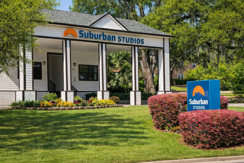 Suburban Studios Tallahassee near University