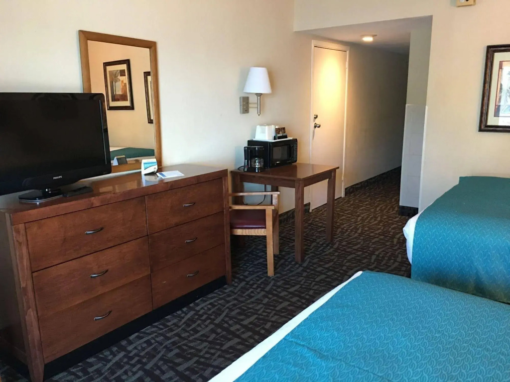 Gulfview Hotel - On the Beach