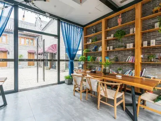 Luoyang lanshe Hotel (Luoyi ancient city store)