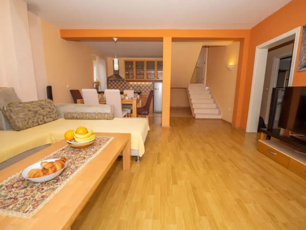 Apartment Dejan Seefeld in Tirol 33060
