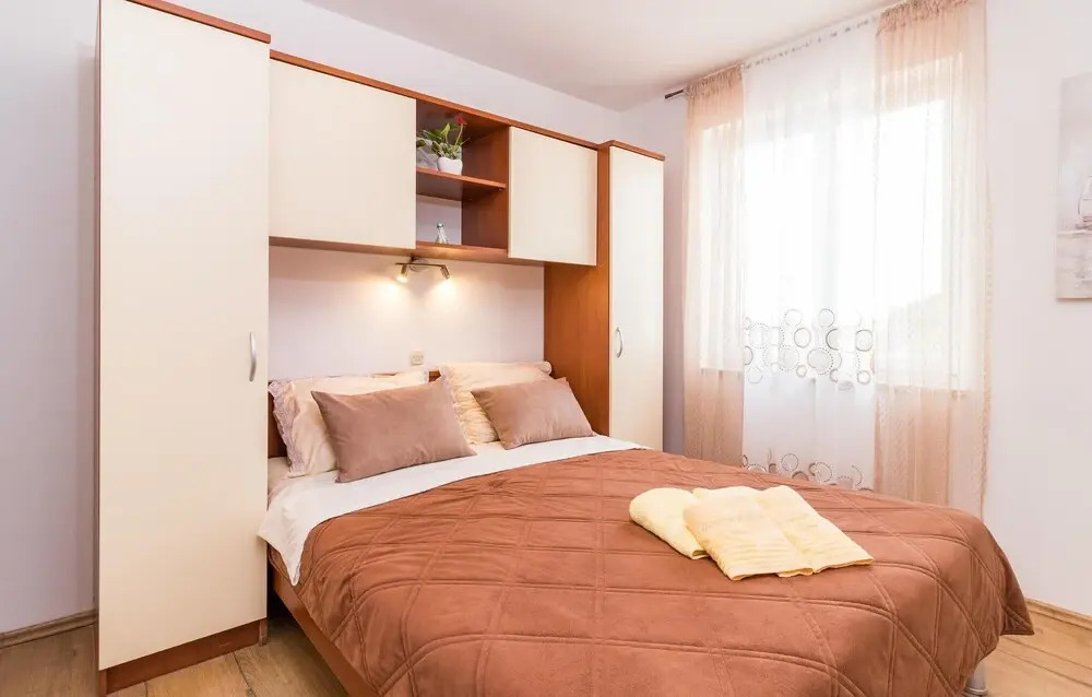 Nice Apartment in Pula With Outdoor Swimming Pool, Wifi and 2 Bedrooms