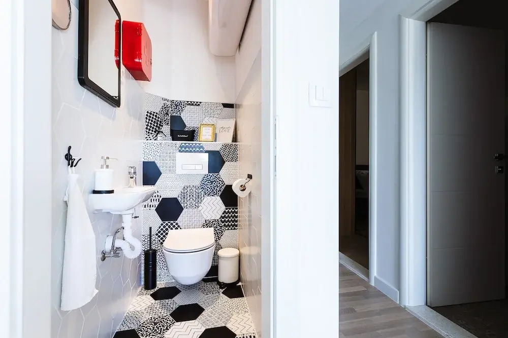 Apartment Black & White