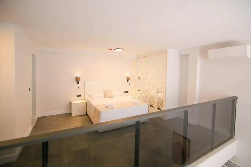 Krem Marin Otel