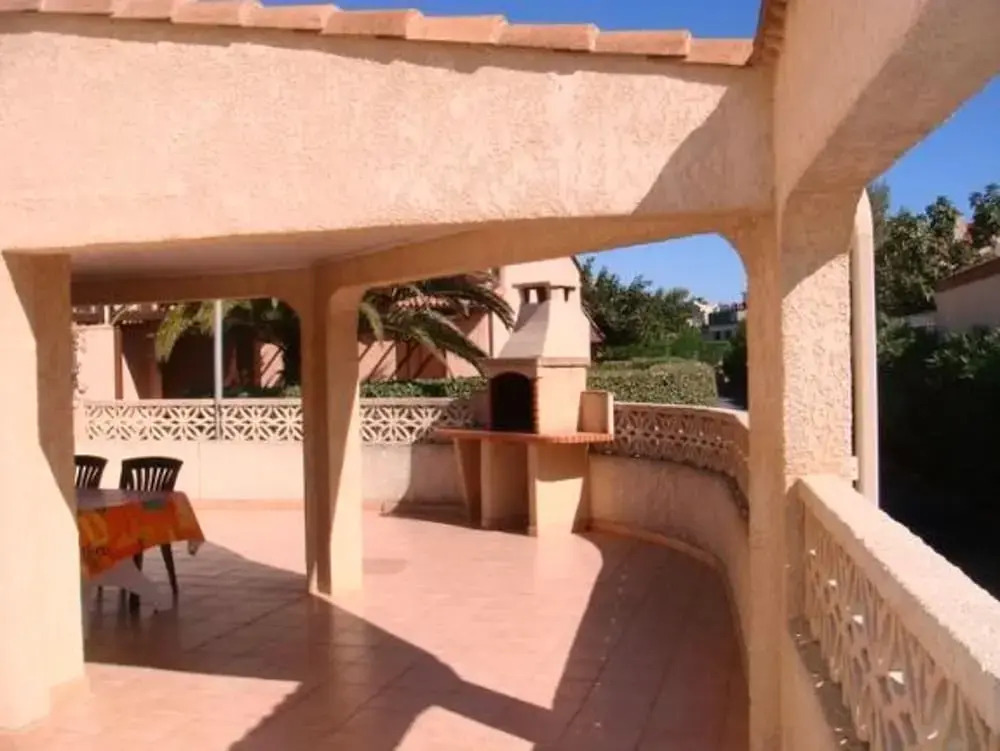 House With 3 Bedrooms in Portiragnes, With Shared Pool, Furnished Terrace and Wifi