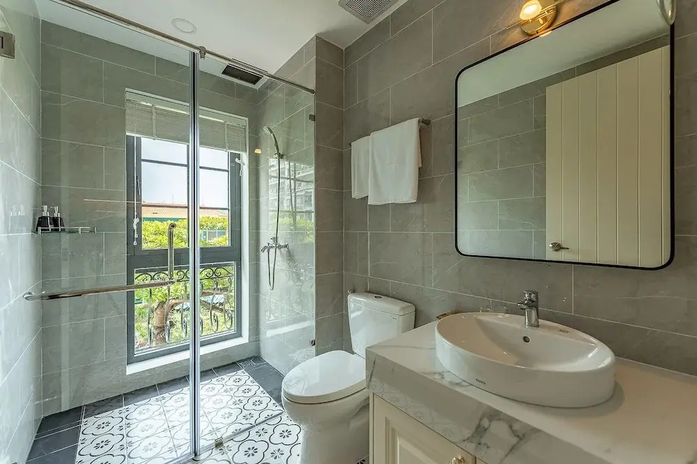 Golden Sun Apartment & Hotel