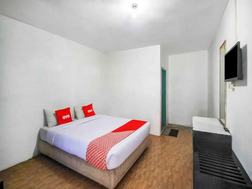 OYO 2322 Dien Karona Hotel