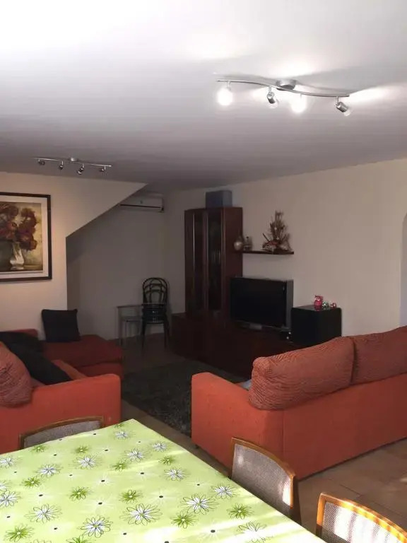 California House Canyelles HUTB-015940