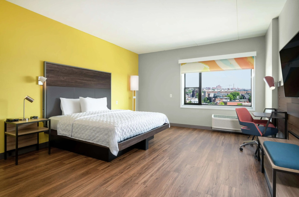 Tru By Hilton Baltimore Harbor East