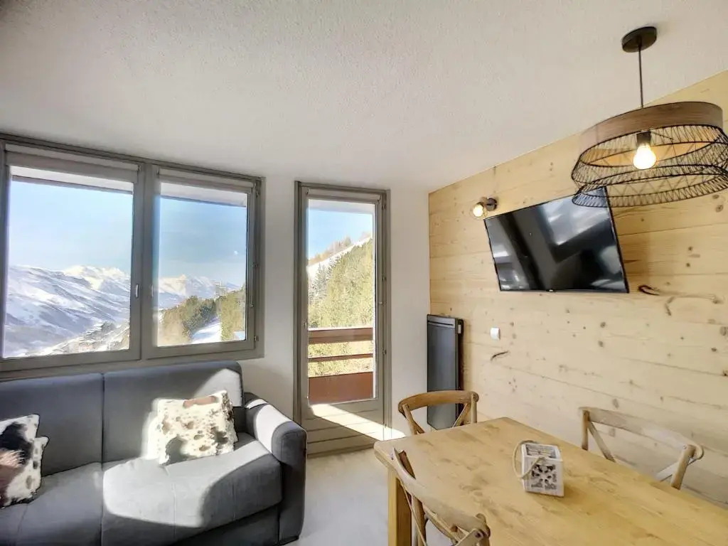 Appartement Les Menuires, 1 pièce, 4 personnes - FR-1-178-54