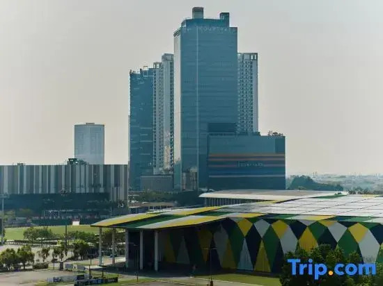 Sunsuria Forum SOHO & Residence Suites Setia Alam by MOKA