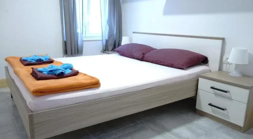 Hostel Pirano