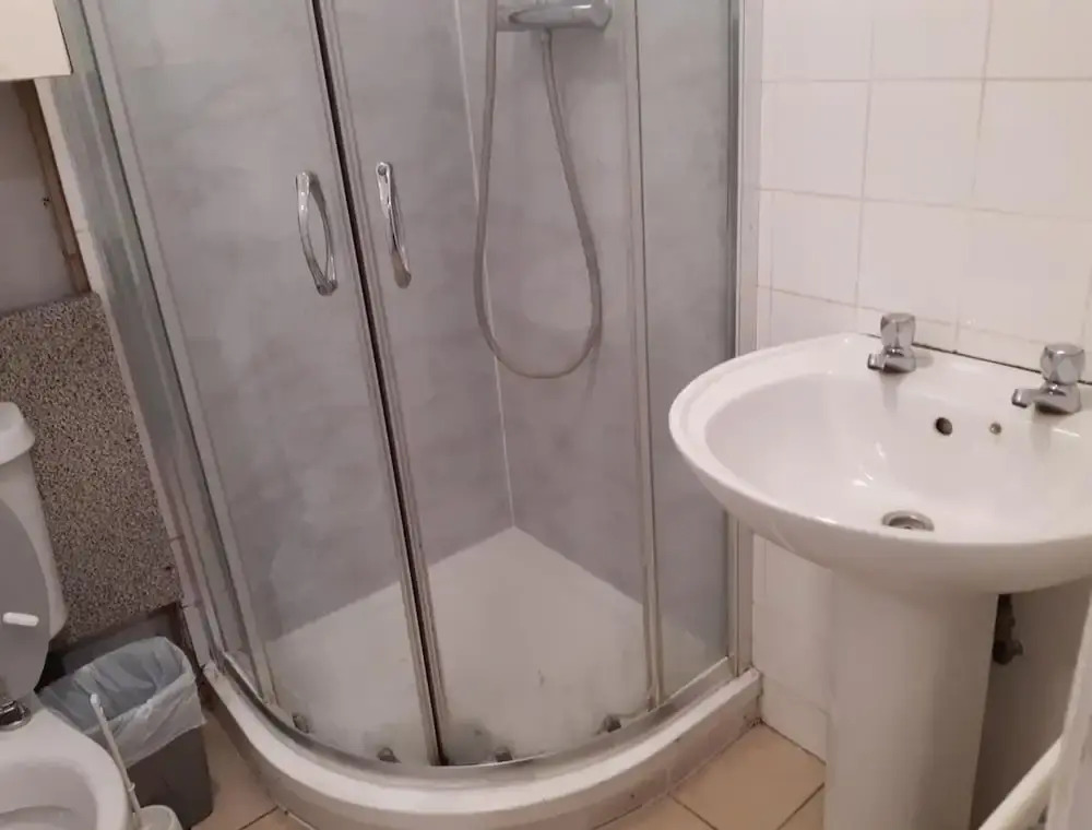 Goddis Hotel  Guest House
