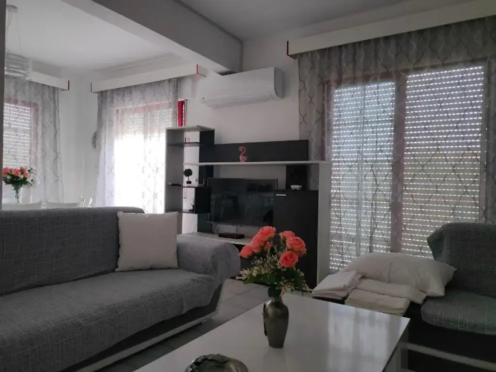 Elea House