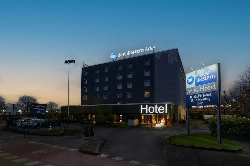 The Aries Hotel