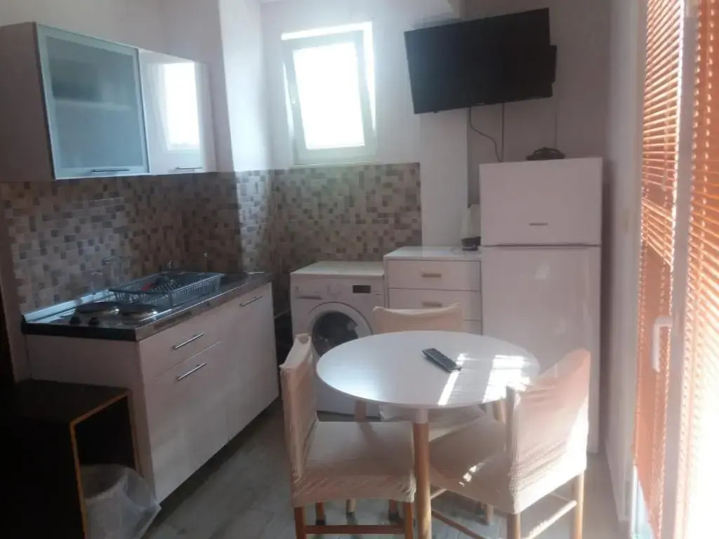 Apartments Kurilj
