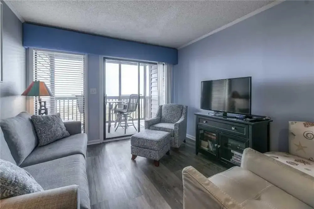 Tilghman Beach and Racquet #107 3 Bedrooms 2.5 Bathrooms Condo