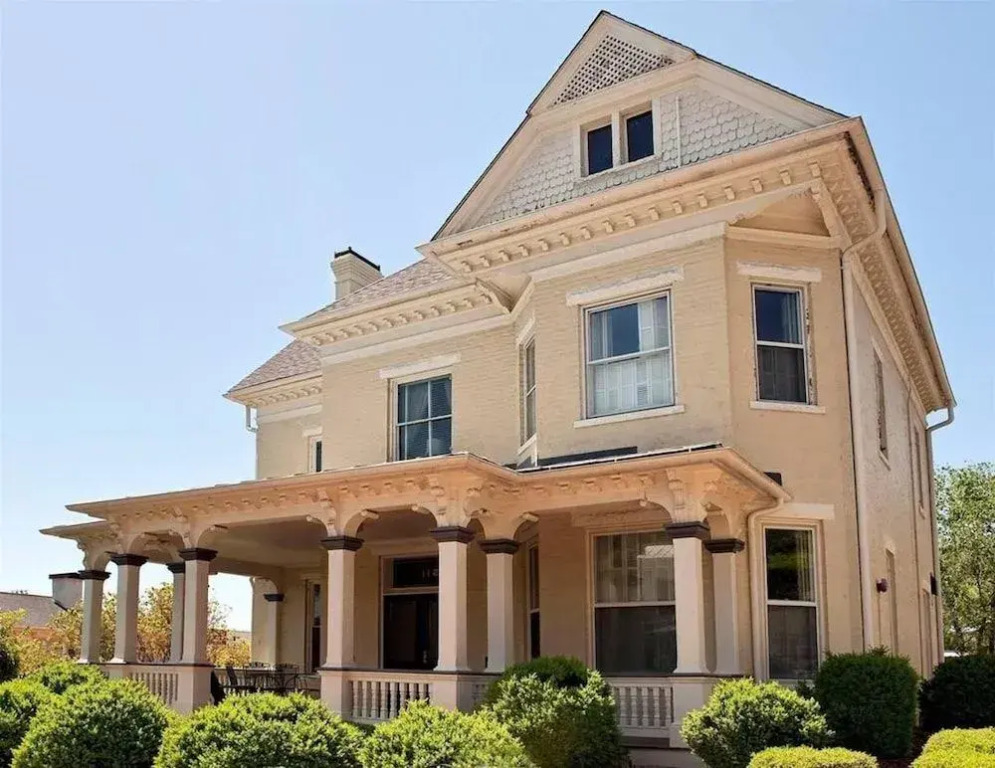 Frederick House