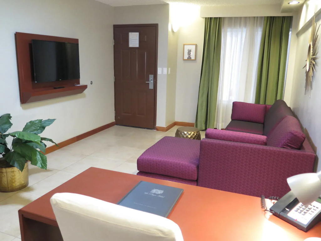 Le Plaza Hotel