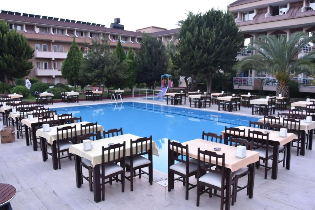 Ares Dream Hotel