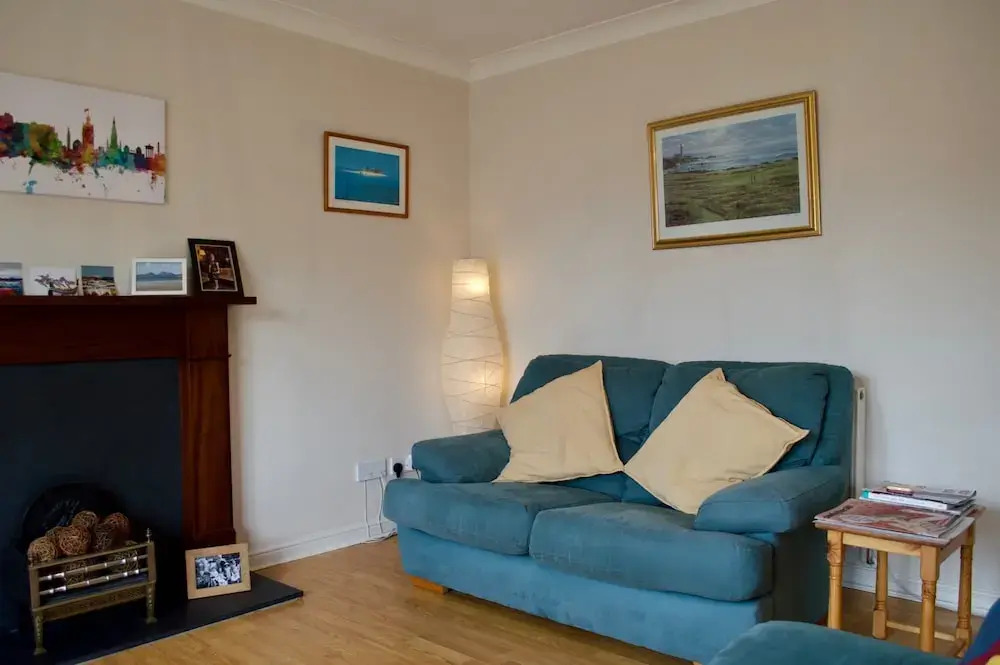Bright 1 Bedroom Apartment In Edinburgh