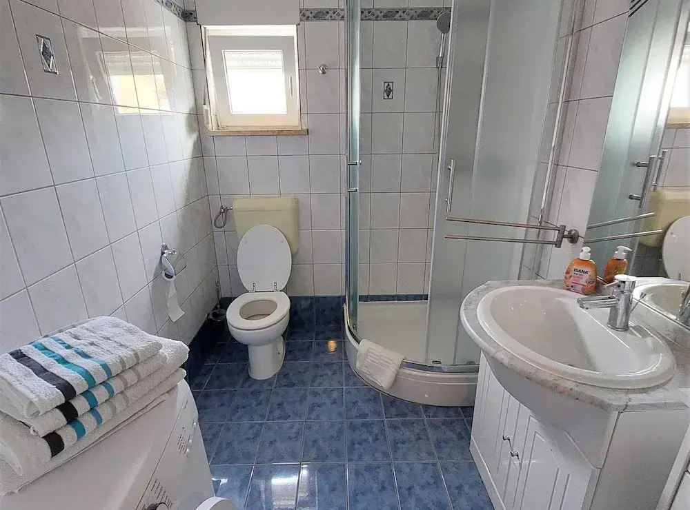 Cozy Crikvenica Apartments With Sea View and Balcony