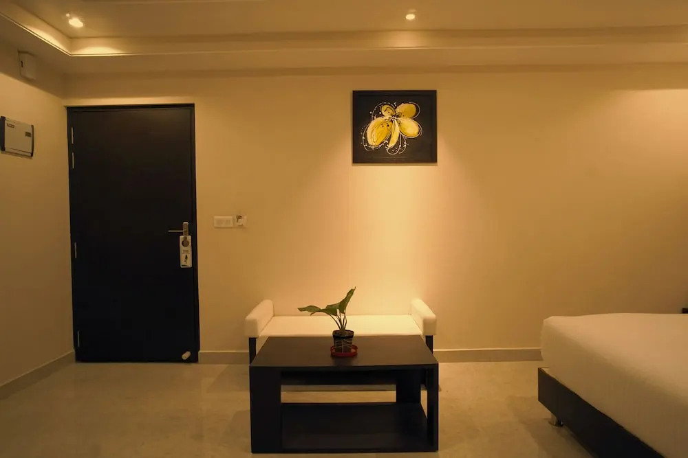Hotel Shree Kanha Residency