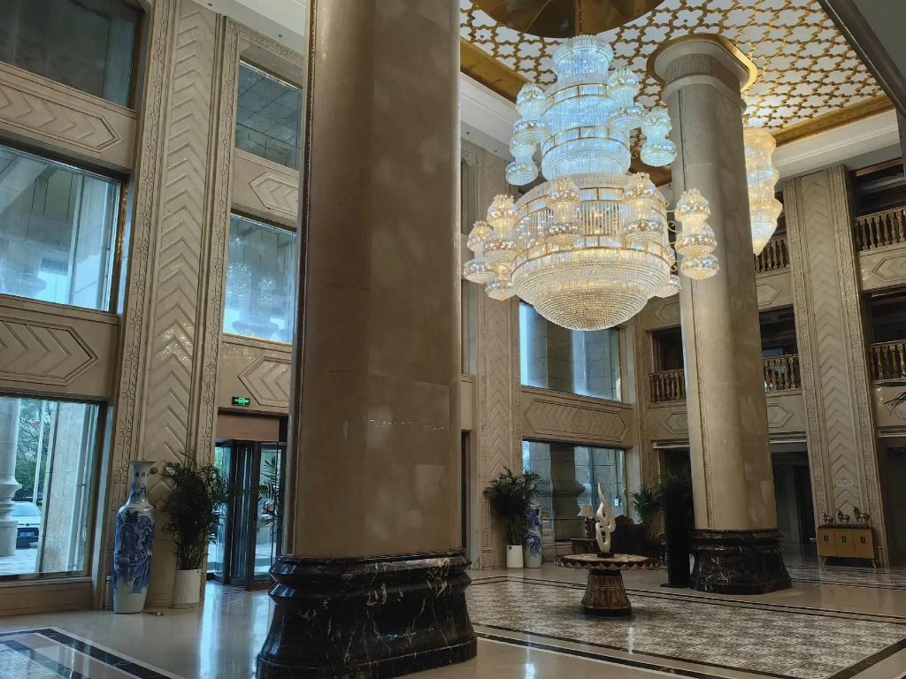 BaiYue International Hotel