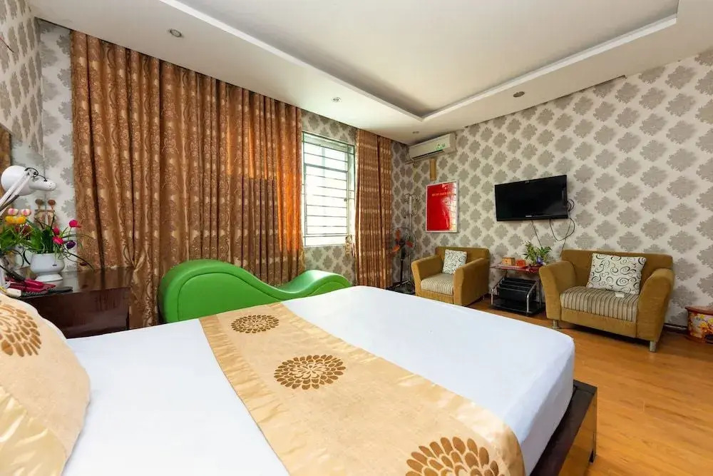 Khách sạn Thiên Đường - Paradise Hotel