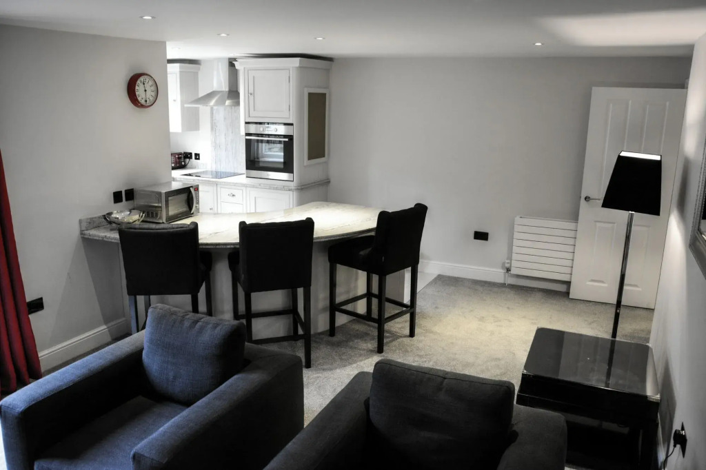 Pinnacle Residences - Cambridge