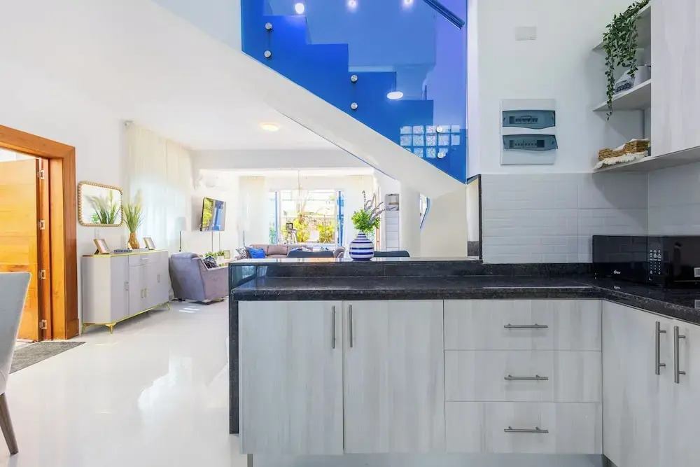 Drake Villa 5