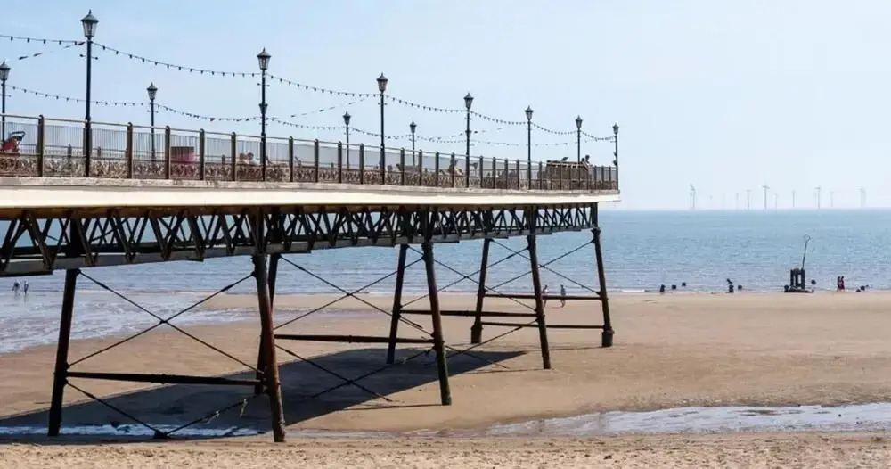 4-bed Seaside Caravan Free Wifi Pet Frie