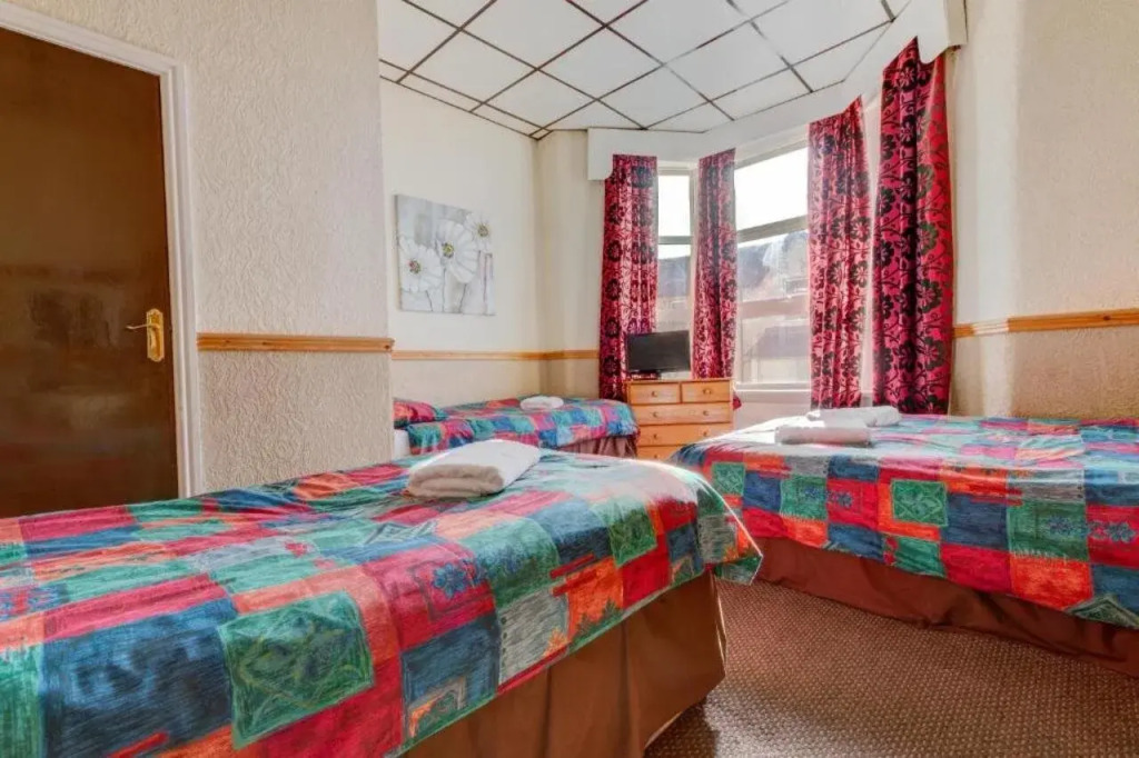 New Promenade Hotel
