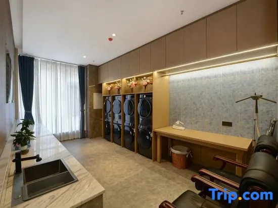 Vienna International Hotel