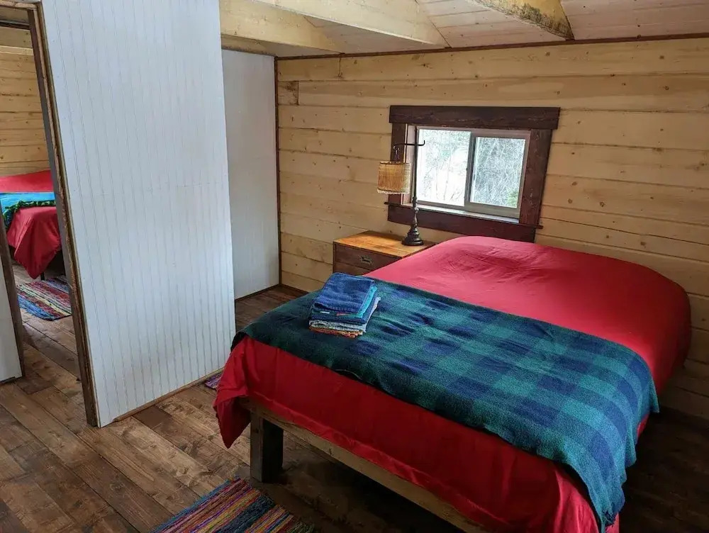 Blackburn Cabins - McCarthy, Alaska