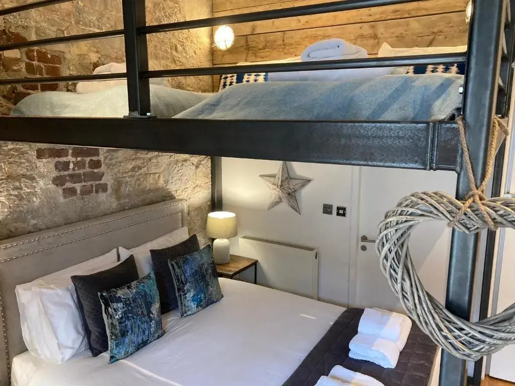 Luxurious "THE BRUCE"