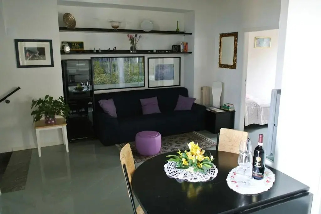 Historic Center Apartment with Private Garage